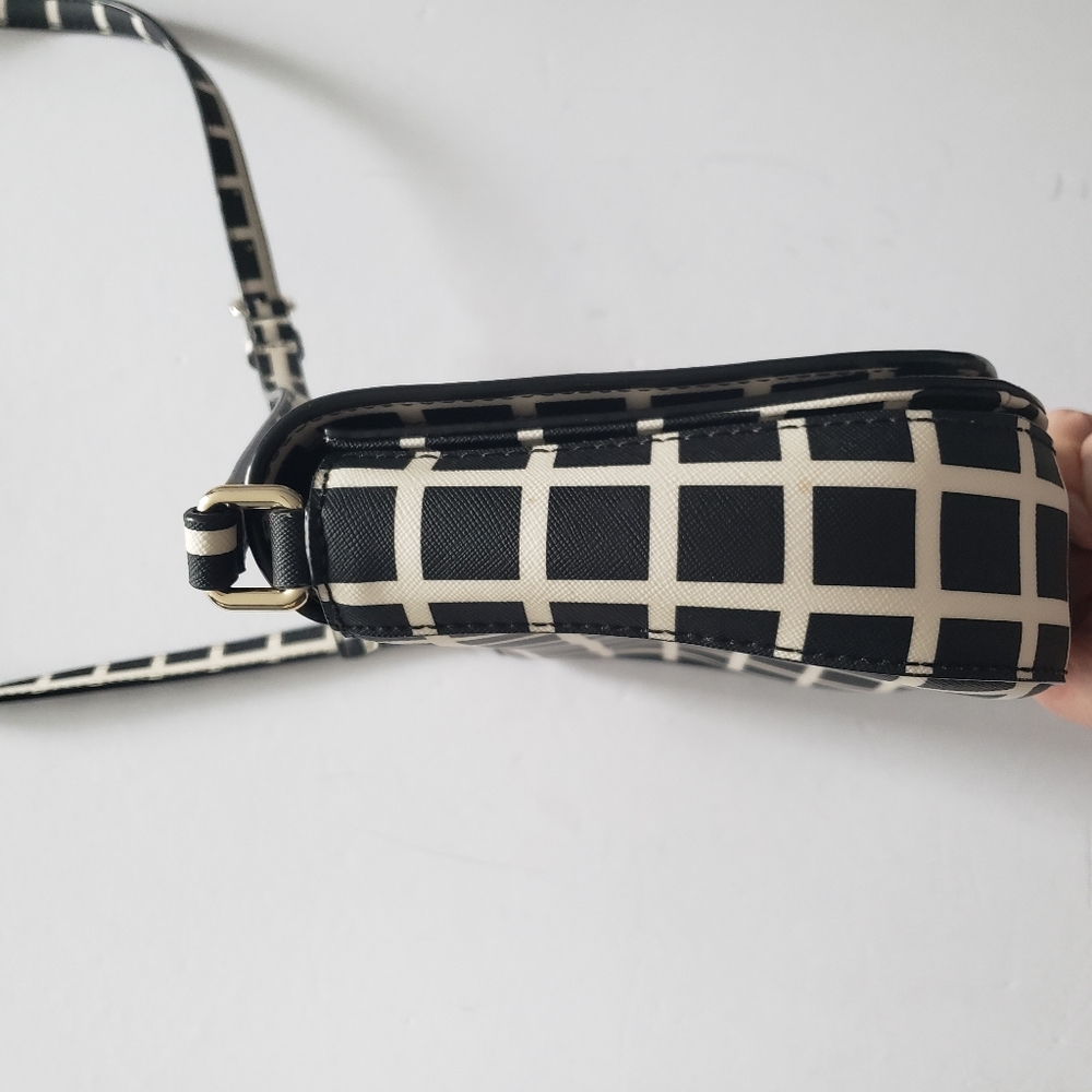 Kate Spade NWOT Saffiano Leather Crossbody Flap Bag NEVER USED. - Picture 12 of 13